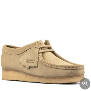 Clarks Wallabees